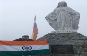 El Embajador Abhishek Singh en uno de los puntos mas altos de Venezuela a 4765 metros cerca del Pico Espejo en el Estado Merida. El Embajador Singh reitero la amistad de larga data entre los pueblos de la India y Venezuela. 